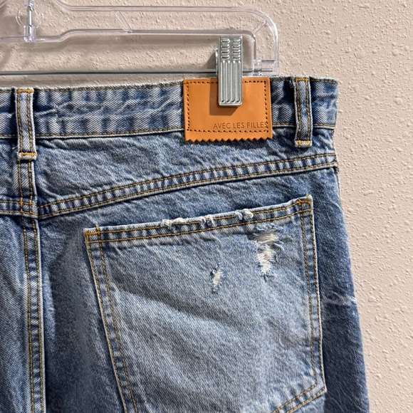 Avec Les Filles Size 30 Medium Washed Distressed Straight Leg Raw Hem Jeans - Picture 6 of 7